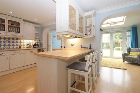 55 Butely Road, Luton, LU4 9EW