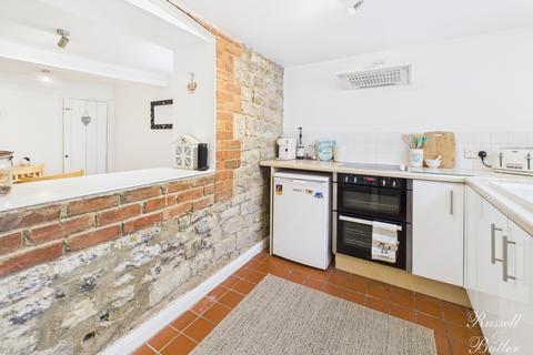undefined, Banbury Road, Brackley, NN13 6BA