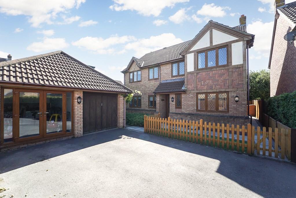 Snowdrop Close, Wick St Lawrence, WestonSuperMare, BS22 3 bed semi