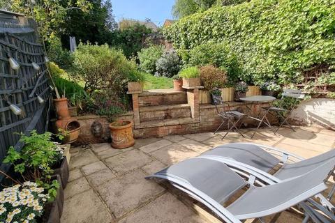 59 Deanway, Chalfont St Giles, HP8 4JX