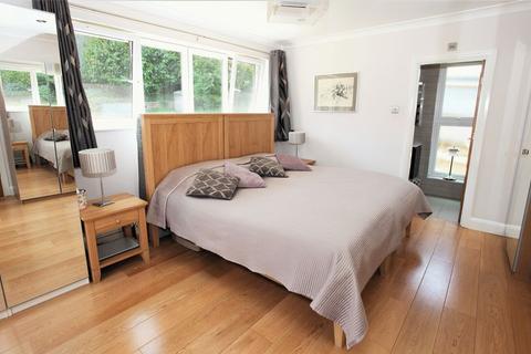 29 Deanway, Chalfont St Giles, HP8 4JR