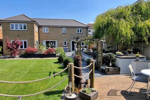 Coronach Old Mill Road, Denham, Uxbridge, UB9 5AW
