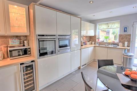 Coronach Old Mill Road, Denham, Uxbridge, UB9 5AW
