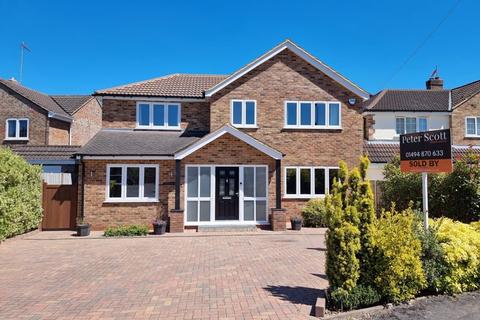 Lynwood Hedgerow, Chalfont St Peter, Gerrards Cross, SL9 0HD