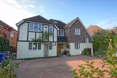 57 Bottrells Lane, Chalfont St Giles, HP8 4EY