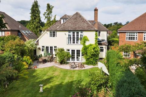 57 Bottrells Lane, Chalfont St Giles, HP8 4EY
