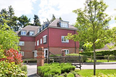 5 Upper Meadow, Gerrards Cross, SL9 7EY
