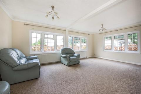 2 bedroom park home for sale - Meadow Close, Bricket Wood, St. Albans