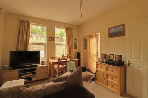 2 bedroom apartment for sale - Bath Road, Stroud