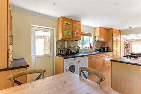 Miramichi Farnham Lane, Haslemere, GU27 1EU