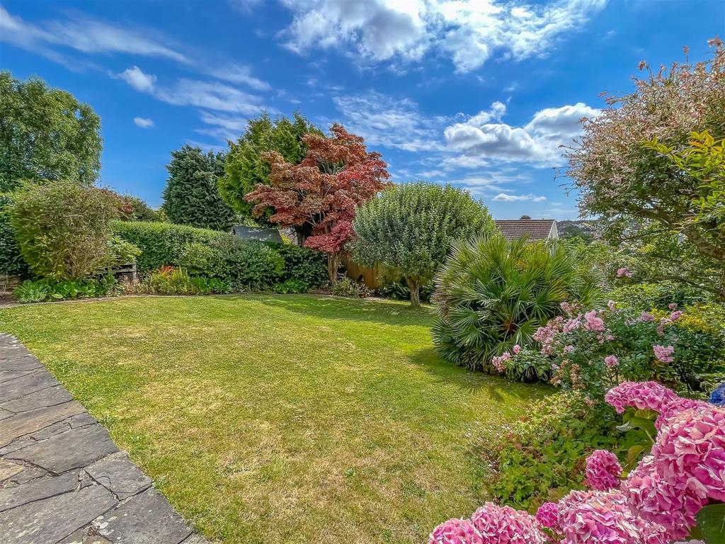 Melbourne Way, Newport 3 bed detached house for sale £365,000