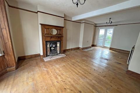 19 Alexandra Road, Aberystwyth, SY23 1LN