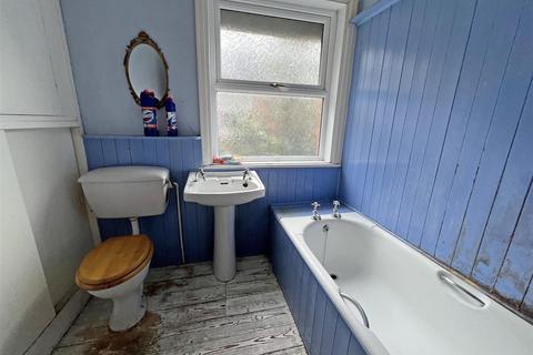 19 Alexandra Road, Aberystwyth, SY23 1LN