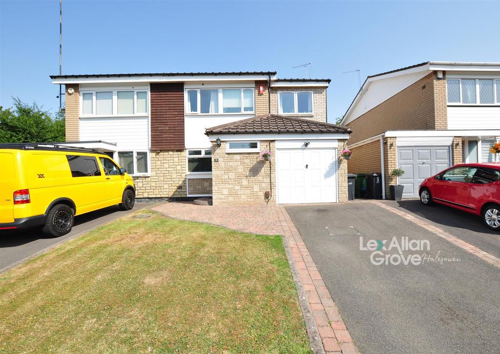 Lutley Mill Road, Halesowen 4 bed semidetached house for sale £340,000