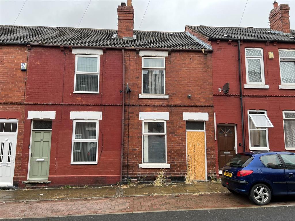 West Street, Hemsworth, Pontefract 2 bed terraced house £50,000