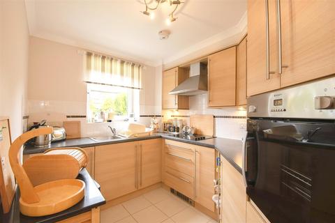 2 bedroom apartment for sale - The Fairways, 823 Clarkston Road, Glasgow