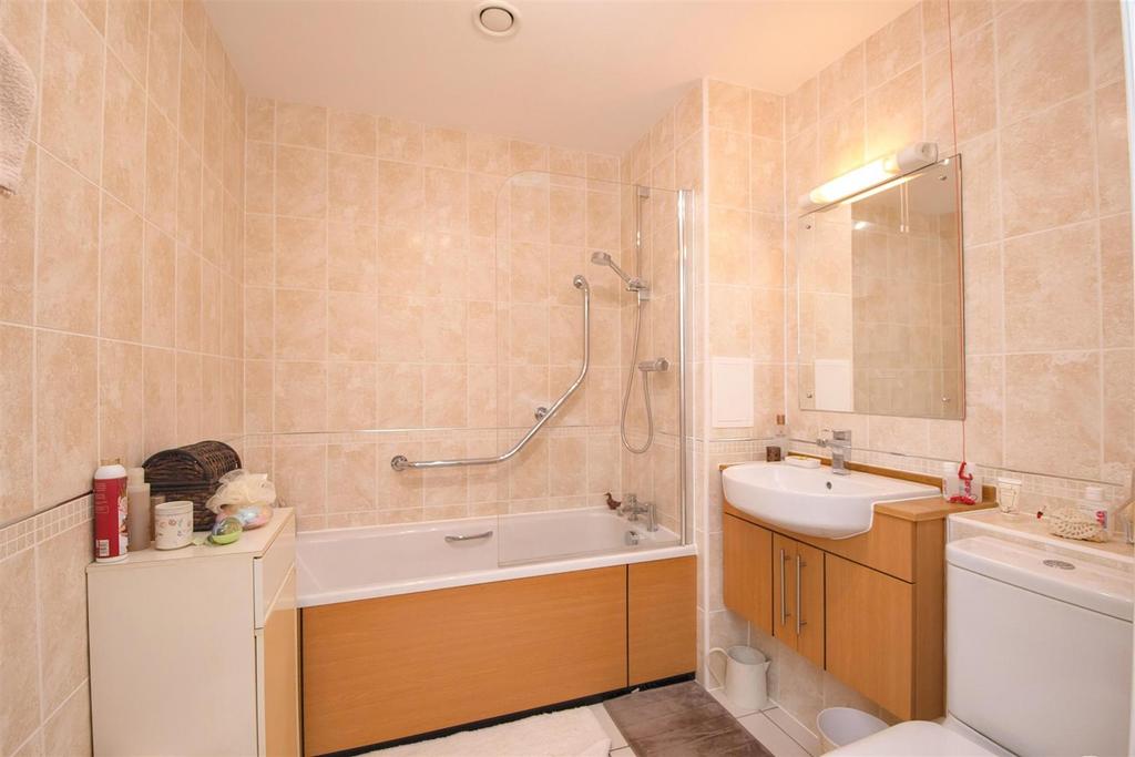 Bathroom 12 TF.jpg