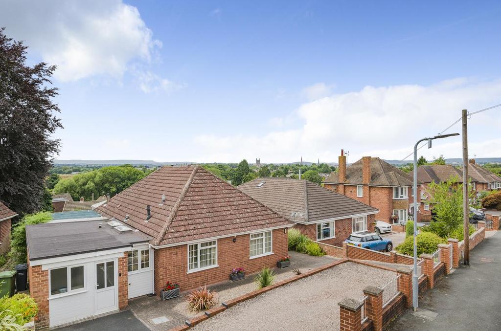 Lichfield Avenue, Hereford 3 bed detached bungalow for sale £495,000