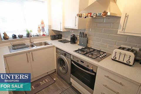 38 Daisy Fields, Bradford, BD2 1DZ