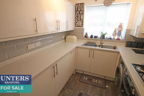 38 Daisy Fields, Bradford, BD2 1DZ