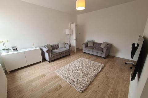 3 bedroom flat to rent - Lilburn Street, North Shields, NE29 0JY