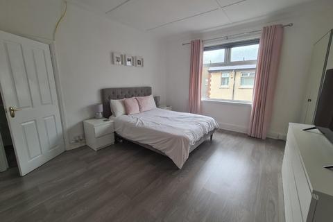 3 bedroom flat to rent - Lilburn Street, North Shields, NE29 0JY