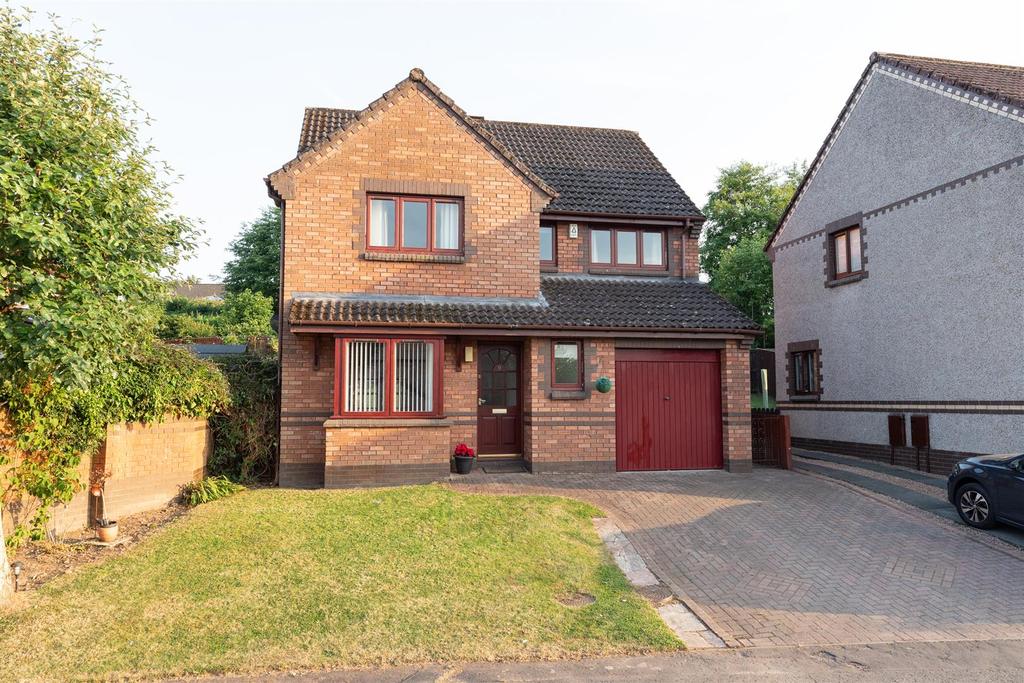 Lady Nairne Drive, Perth 4 bed house £269,950