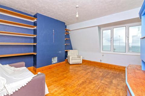 2 bedroom apartment to rent, Brighton Road, Worthing