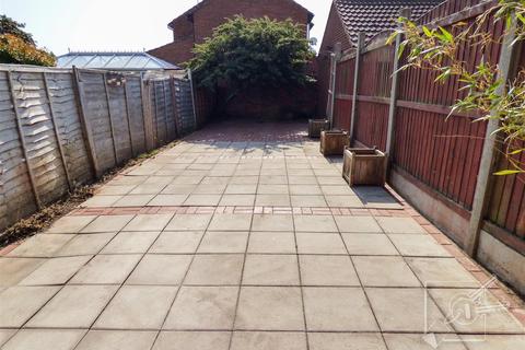 11 Armoury Drive, Gravesend, DA12 1LZ