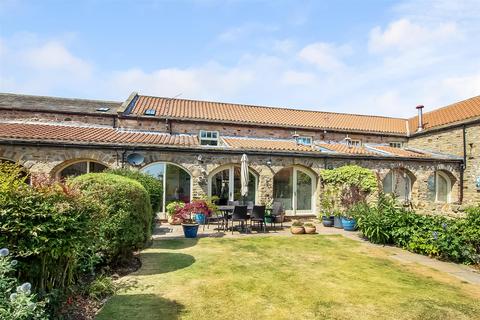 6 Dalton Fields, Newsham, Richmond, DL11 7RF