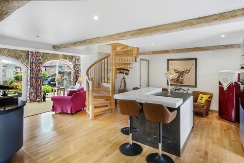 6 Dalton Fields, Newsham, Richmond, DL11 7RF