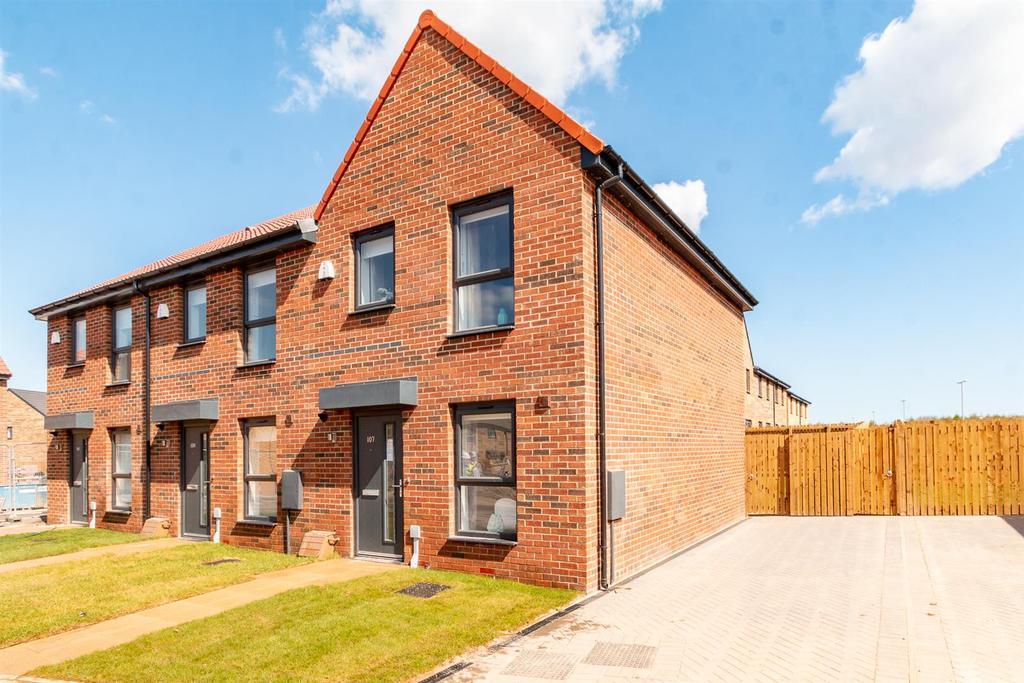 Kirkleatham Green, Redcar, TS10 2 bed link detached house £775 pcm (£