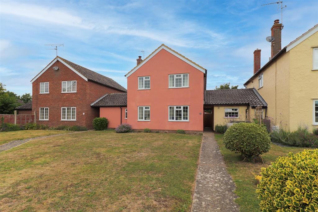 Ann Beaumont Way, Hadleigh, Ipswich 4 bed link detached house £1,550 pcm (£358 pw)