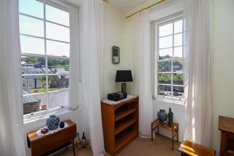 1b Towerdykeside, Hawick, TD9 9EA