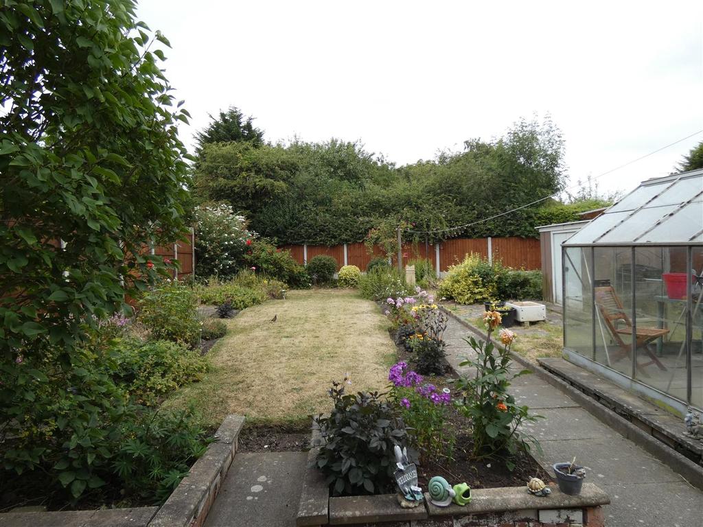 Christleton Avenue, Crewe 3 bed semidetached house for sale £125,000