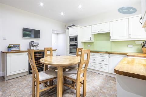 15 Bertram Road, Oughtibridge, Sheffield, S35 0FF