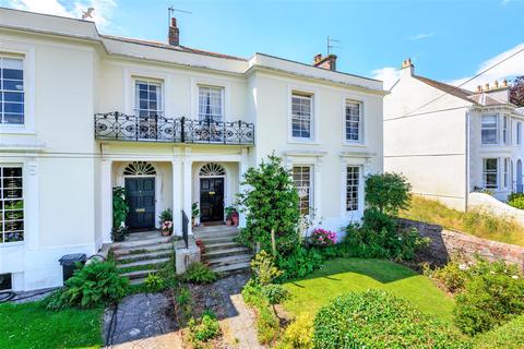5 bedroom end of terrace house for sale - Falmouth