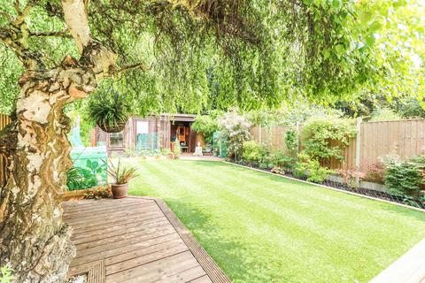 66 The Maples, Harlow, CM19 4RA