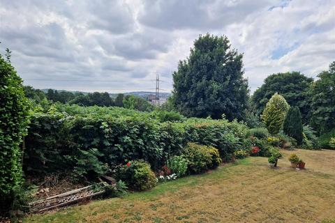 Flat 20, Fox House Allison Road, Bristol, BS4 4NT