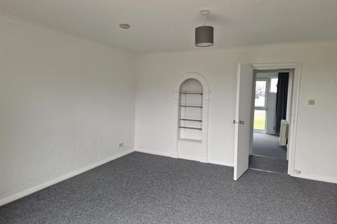 Flat 20, Fox House Allison Road, Bristol, BS4 4NT