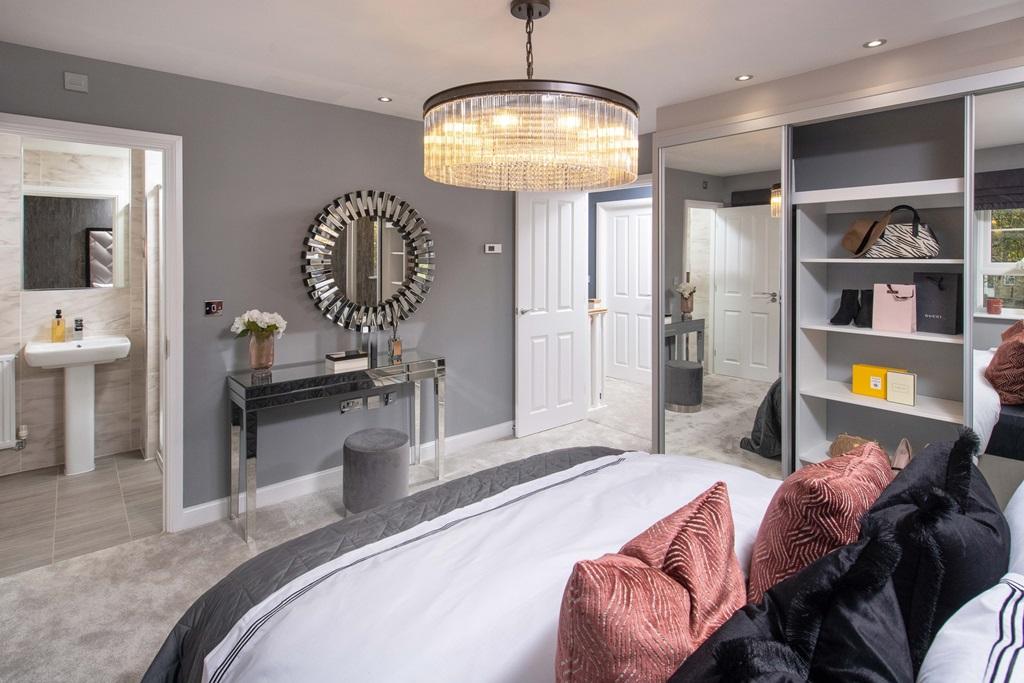 BAR YW Wadsworth Gardens Radleigh – Main bedroom