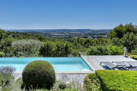 4 bedroom villa, Éguilles, Bouches-du-Rhône, Provence-Alpes-Côte d`Azur