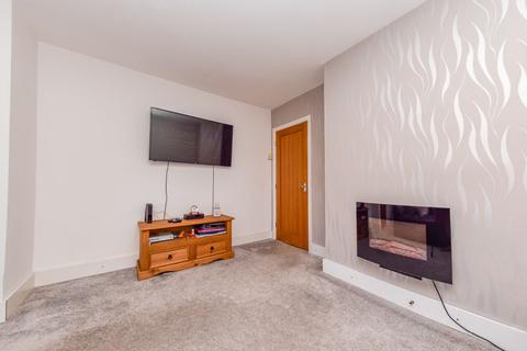 29 Cardinal Square, Leeds, LS11 8HS