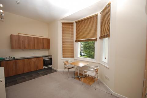 Studio to rent, 23 Church Hill, Leamington Spa, Warwickshire, CV32