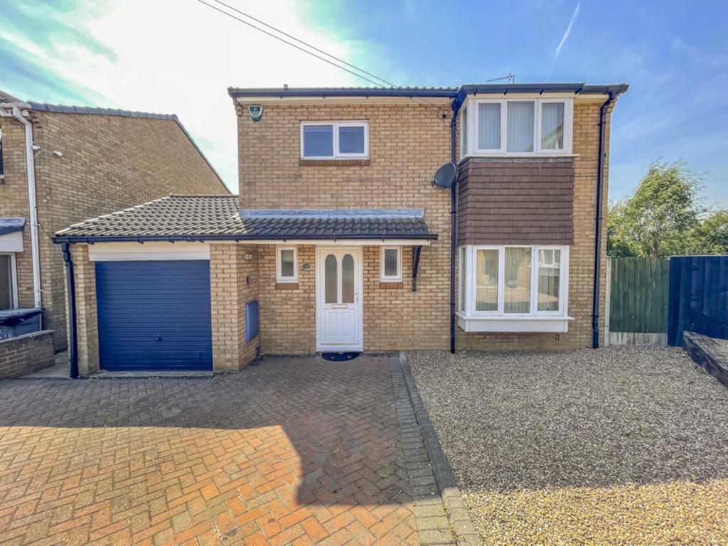 Western Avenue, Birstall 4 bed detached house for sale £299,950