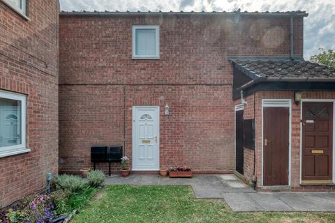 79 Abberley Close, Church Hill, Redditch, B98 8QZ