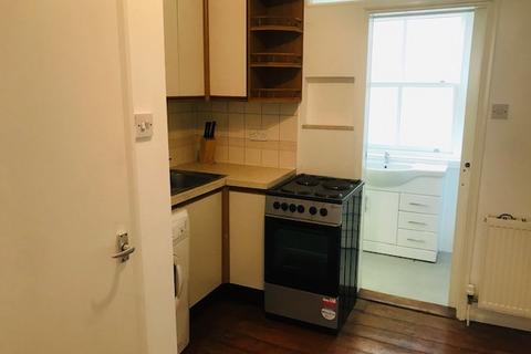 Studio to rent, Sidney Street, Whitechapel, E1