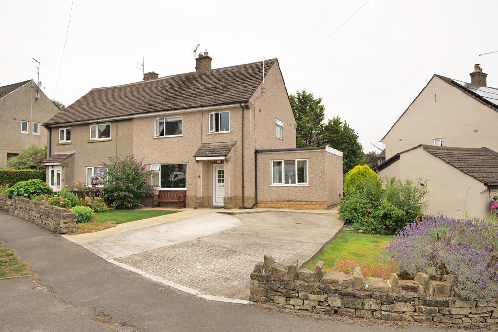 10 Dalacres Crescent, Embsay, 4 bed semidetached house £310,000