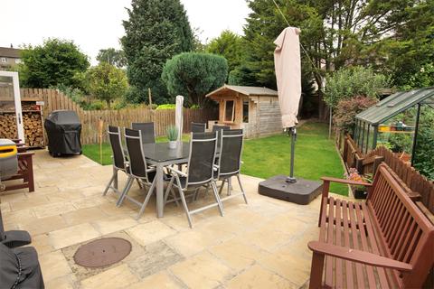 10 Dalacres Crescent, Embsay, Skipton, BD23 6RW