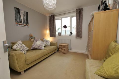 10 Dalacres Crescent, Embsay, Skipton, BD23 6RW